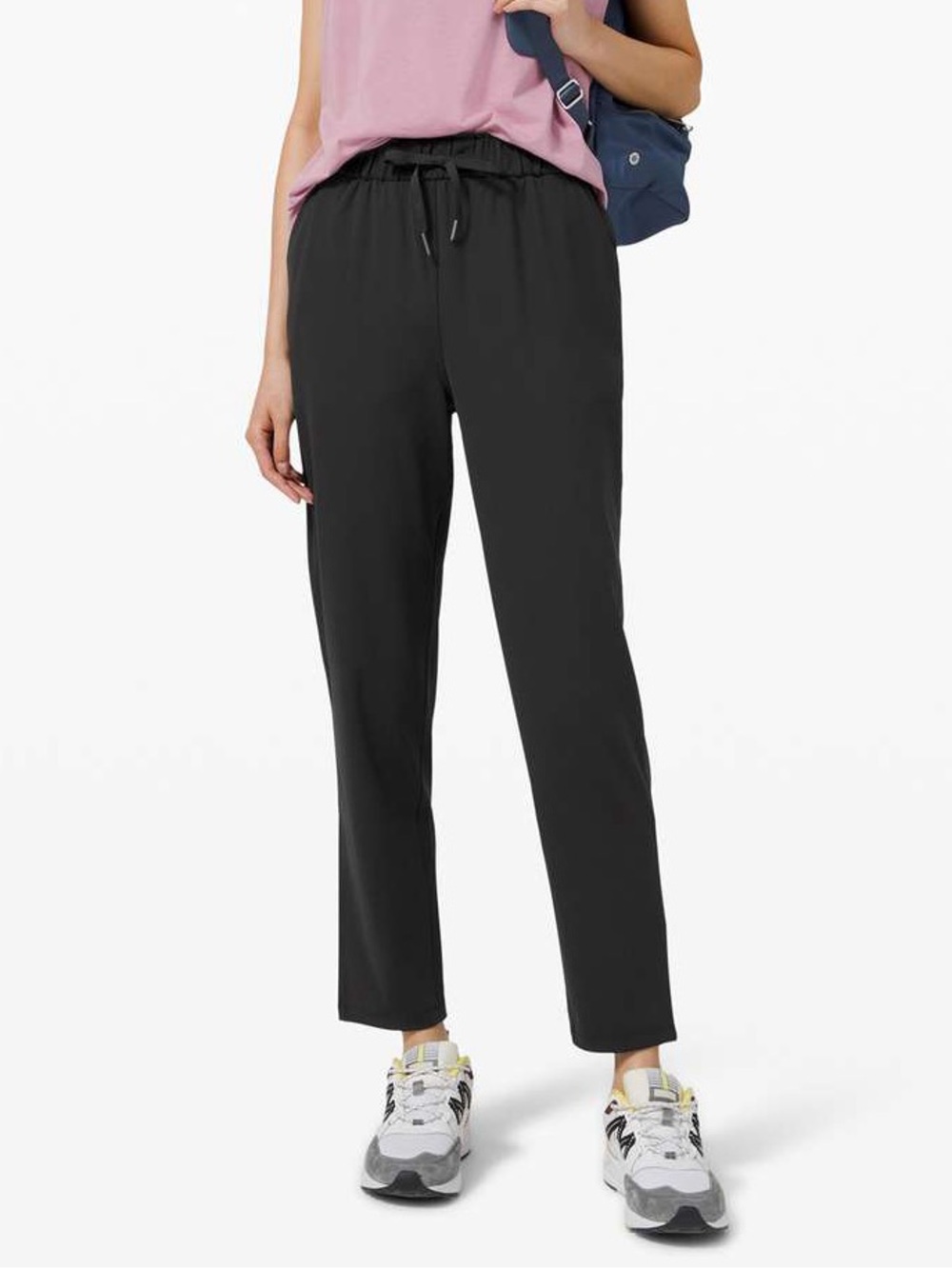 Lululemon Keep Moving Pant
Black 28” Size 4